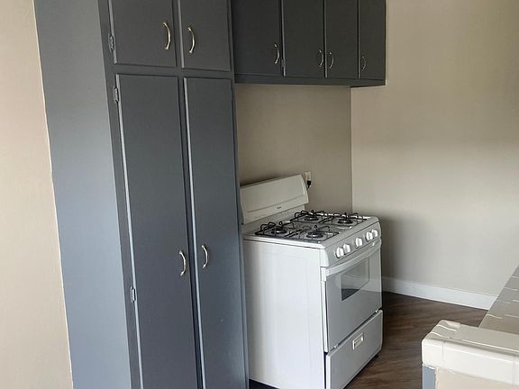 2nd image of 1635 N Hobart Blvd APT 5