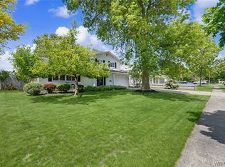 142 Dalewood Dr, Amherst, NY 14228