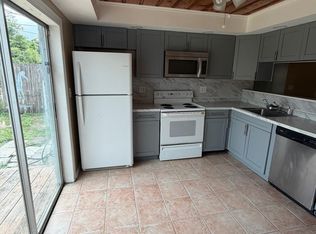 5601 Pierce St, Hollywood, FL 33021
