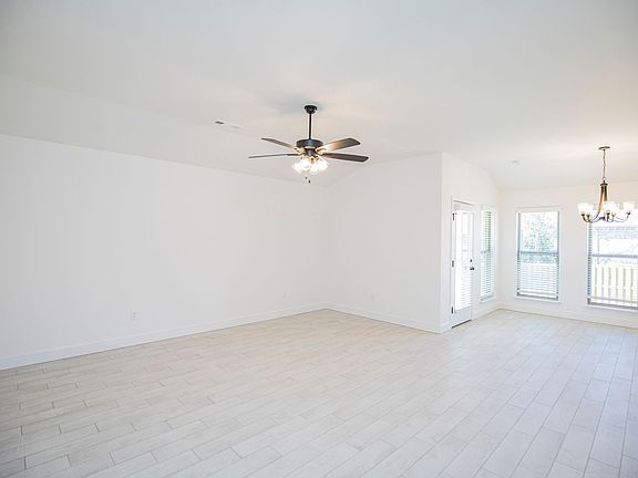 5th image of 2515 Westbrook Loop