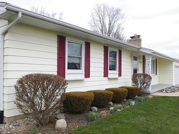 4th image of 7726 Cloverhill Dr