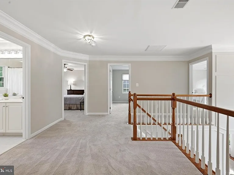22806 Oatlands Grove Pl — Photo 59