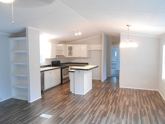Kitchen with center island