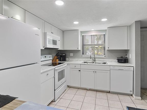 3rd image of 28180 Pine Haven WAY #42