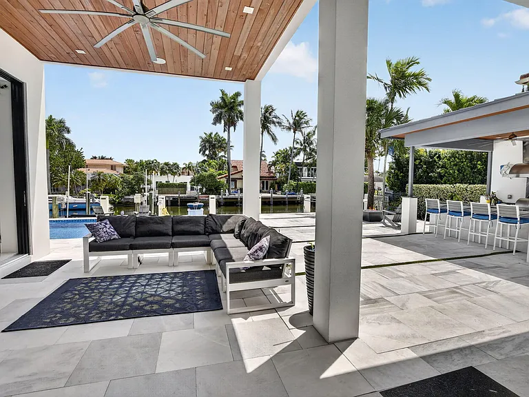 334 Isle Of Capri Dr — Photo 41