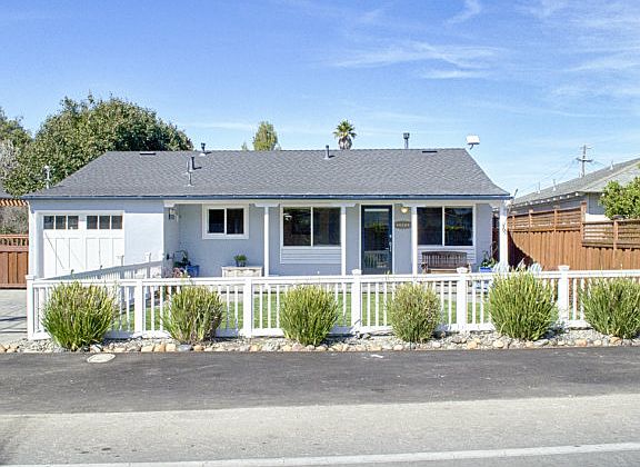 2nd image of 22431 E Cliff Dr