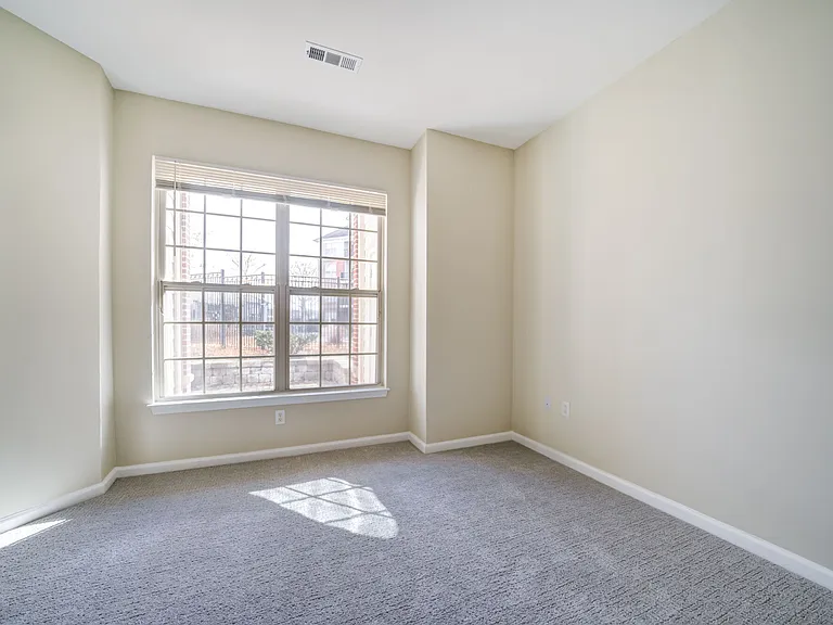 The Aven at Newton Highlands — Photo 21