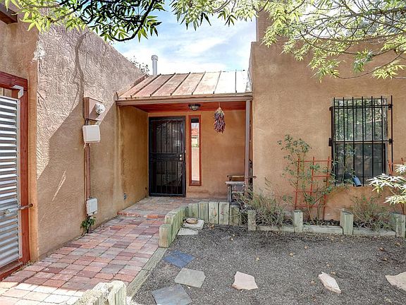 5th image of 3104 Camino Cepillo NW