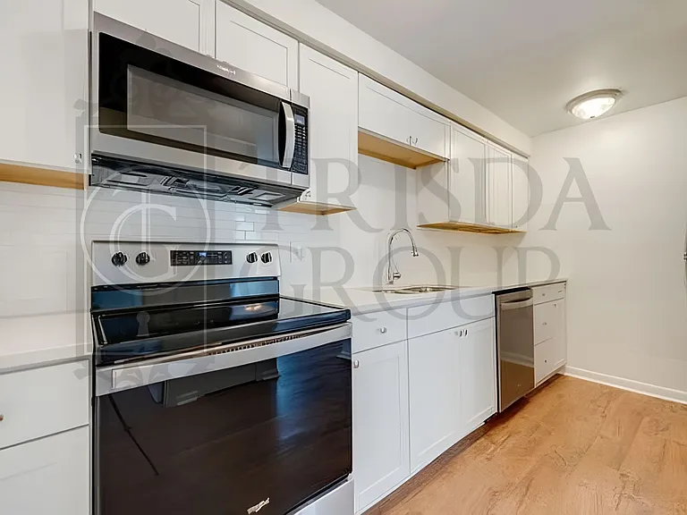 610 Broadhead Ave #C — Photo 23