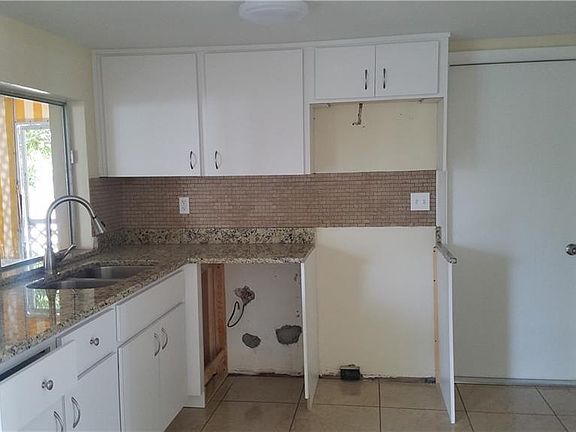 5th image of 4150 Woodsville Dr