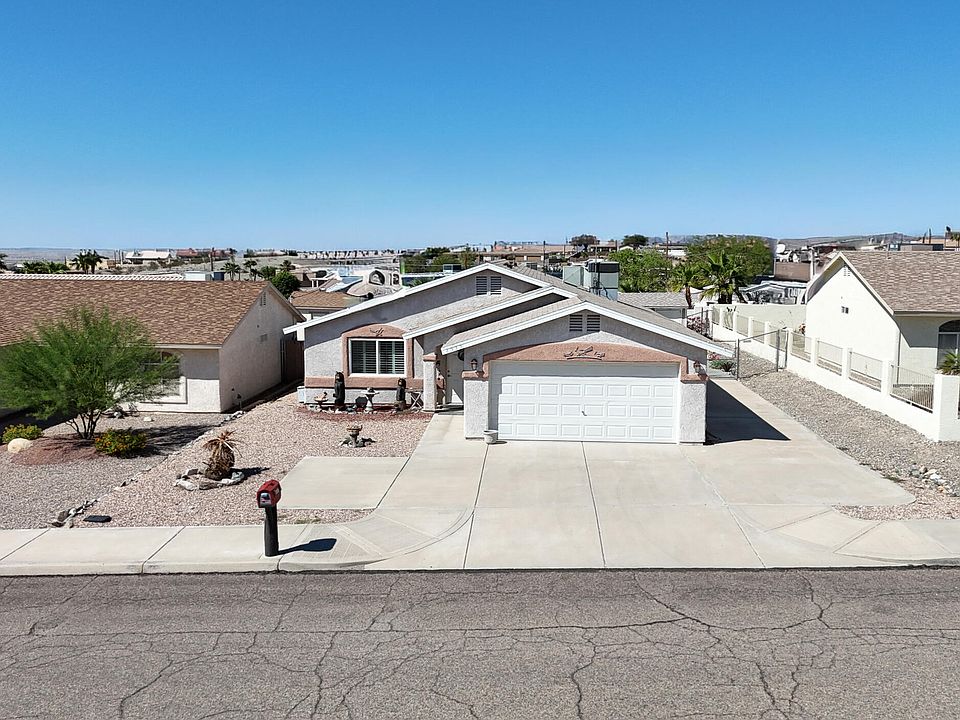 1st image of 2535 Palisades Dr