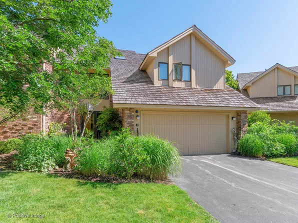 45 Oak Creek Ct, Burr Ridge, IL 60527