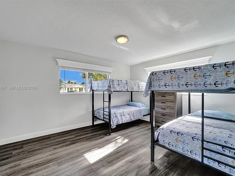 3730 SW 47th Ct — Photo 21