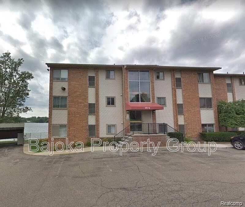 1st image of 1974 Klingensmith Rd Unit 4