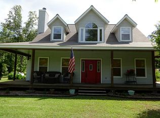 17520 E Williams Rd, Conroe, TX 77303