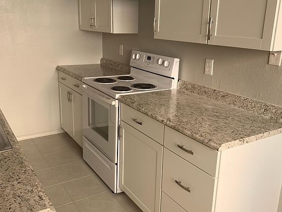 2nd image of 412 Western Skies Dr SE APT A