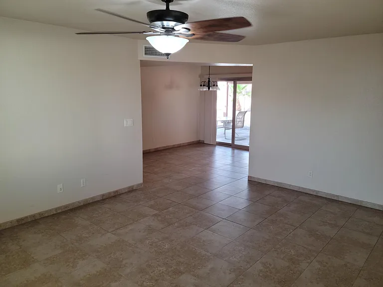 3949 Lunar Dr — Photo 16