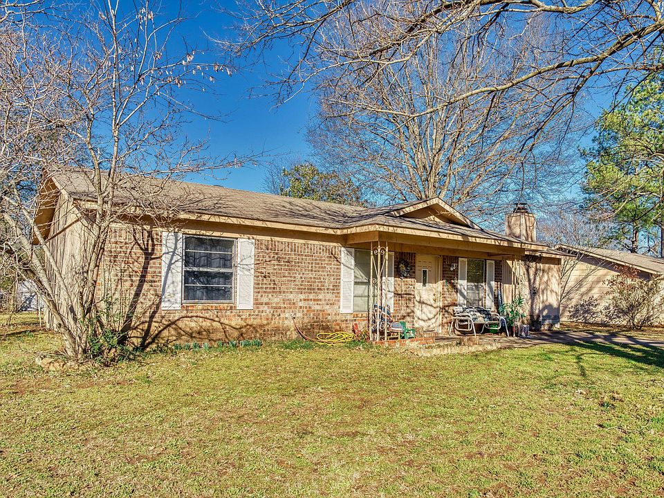 901 E 11th St, Russellville, AR 72801 Zillow