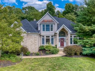 37462 Tidewater Dr, Solon, OH 44139