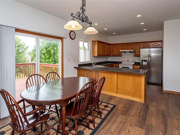 5th image of 9035 Telford Cir