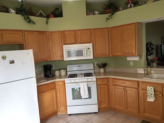 4th image of 26923 Honeymoon Ave