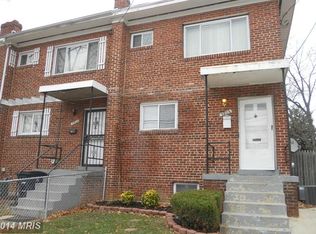 5304 Deal Dr, Oxon Hill, MD 20745