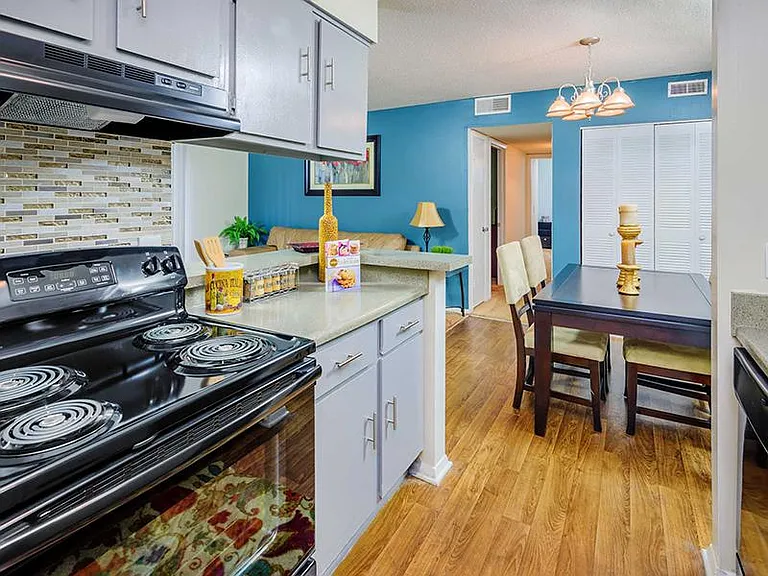 The Park Apartments — Photo 2