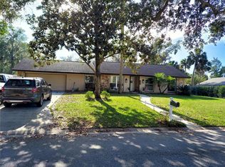 835 Orangewood Dr, Oviedo, FL 32765
