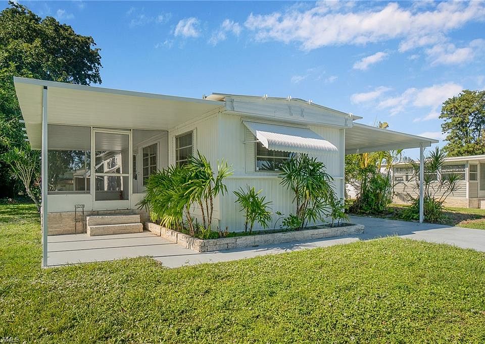 1st image of 75 Twin Palms Dr