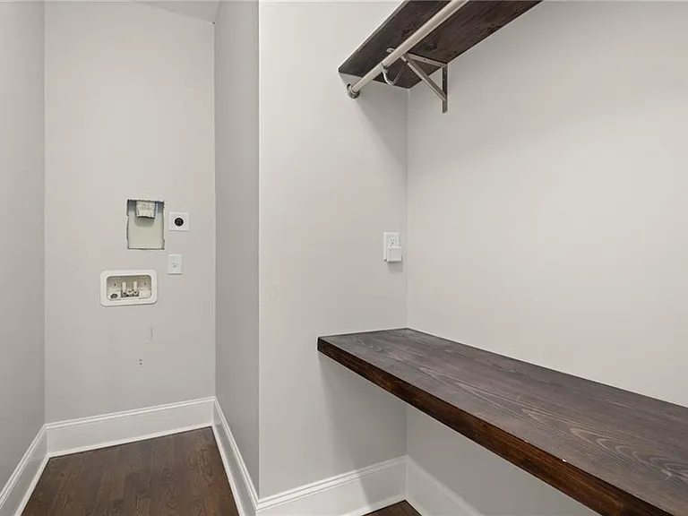 1785 Meadowdale Ave NE — Photo 27