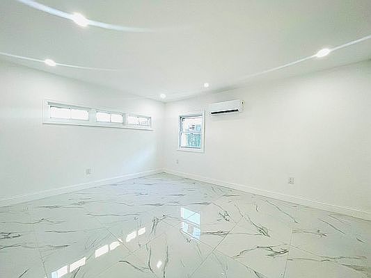 5th image of 2920 Brighton 8 St #1A