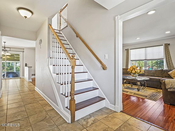 5th image of 6 Huckleberry Lane