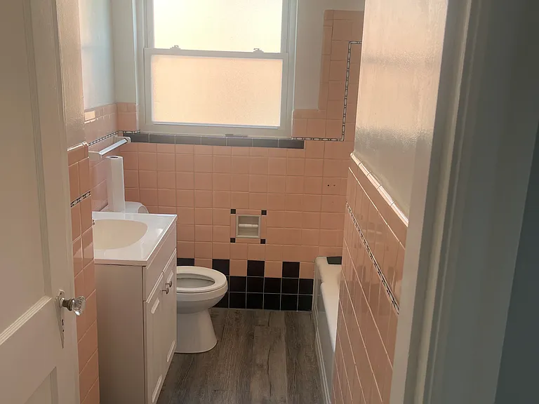 1754 Carrahen Ave #2 — Photo 4