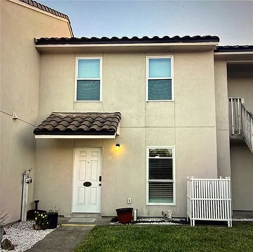 221 Marion Dr #A102 Photo 1