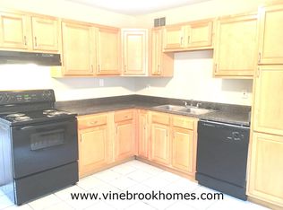 831 Hilock Rd, Columbus, OH 43207