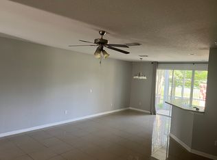 4881 Castlegate Ct, Jacksonville, FL 32256
