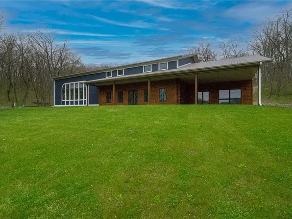 28457 Timberland Ln, Moravia, IA 52571