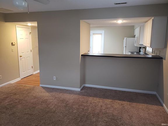 4th image of 2647 E Olson Dr