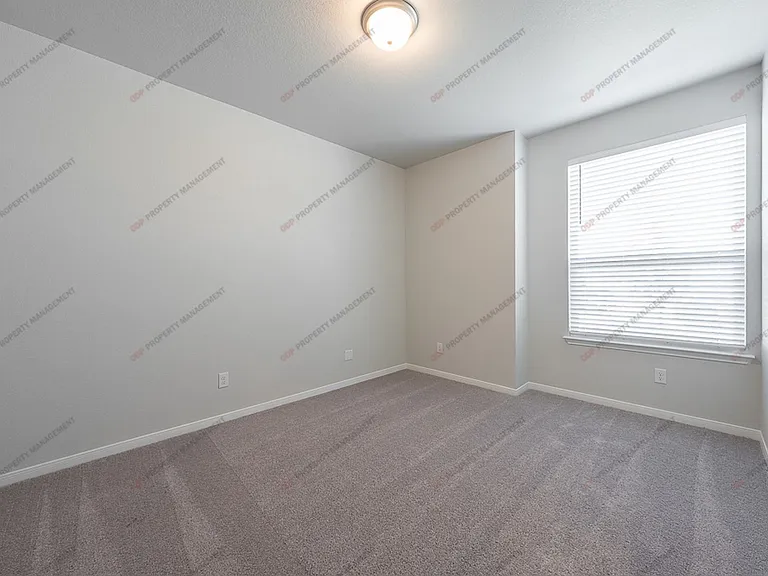 1458 Shadow Hill Ln — Photo 6