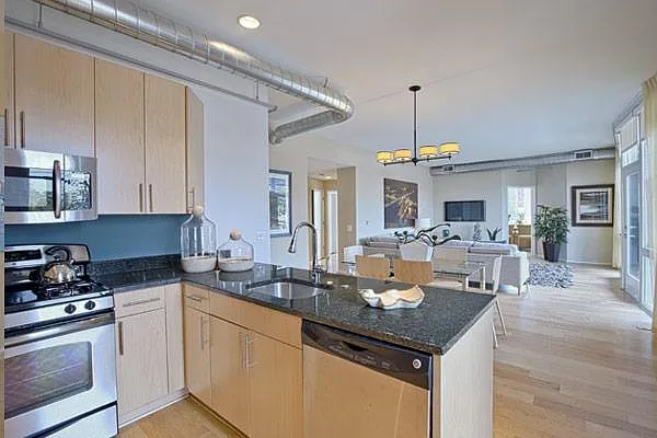 3800 Lee Hwy — Photo 1