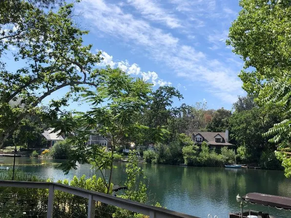 29303 S Lakeshore Dr, Agoura Hills, CA 91301