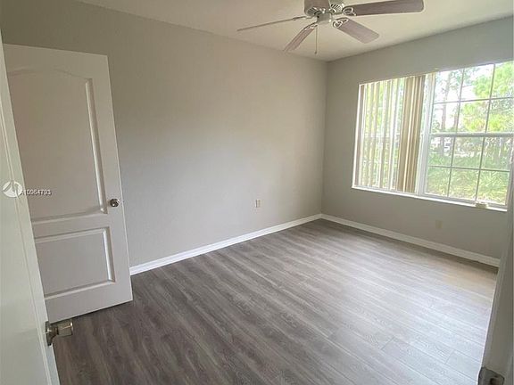 4th image of 112 SW Peacock Blvd #7203