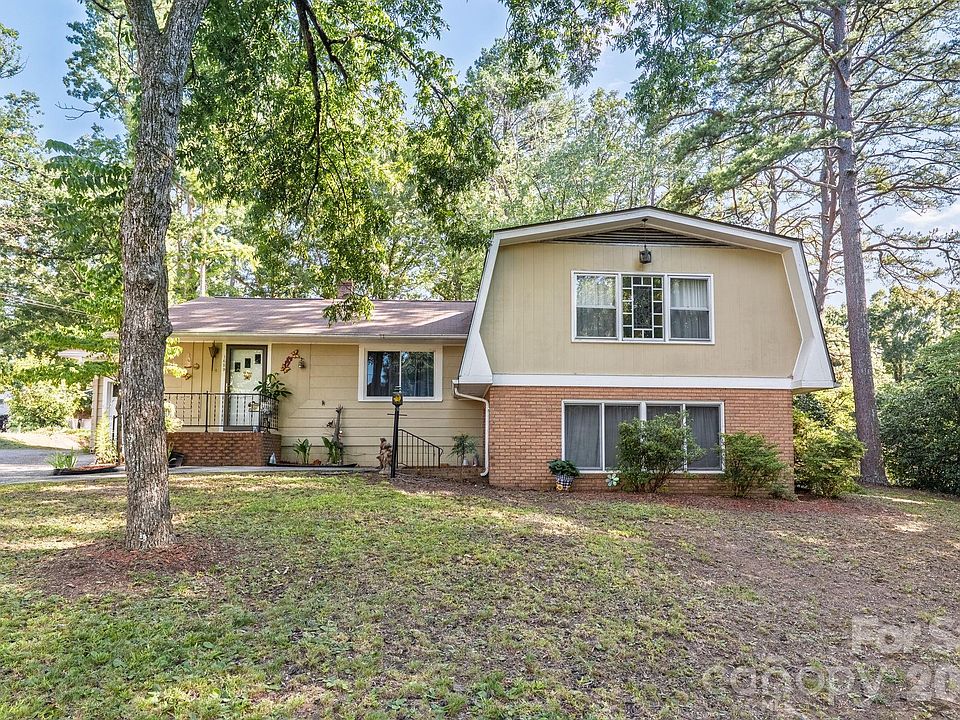 1st image of 1659 Maple Ave