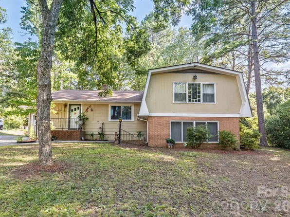 1659 Maple Ave, Albemarle, NC 28001