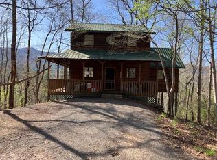 4553 Jones Gap Rd, Hiawassee, GA 30546