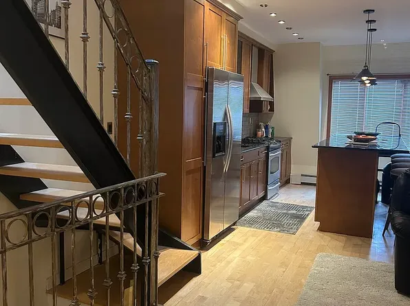 32-53 46th St #3, Astoria, NY 11103