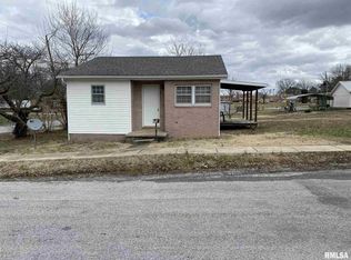 1115 W Barnett St, Harrisburg, IL 62946
