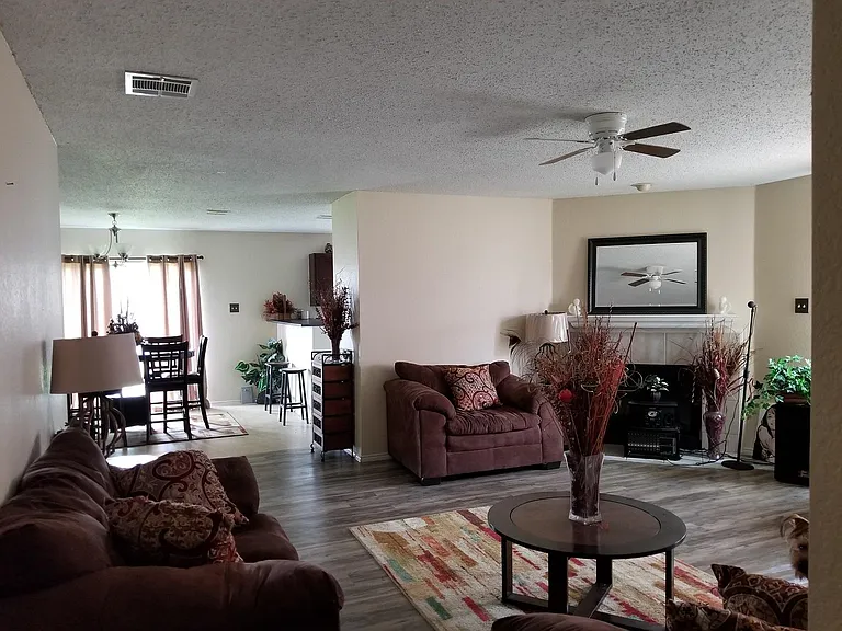 8103 Zephyr Ct — Photo 4