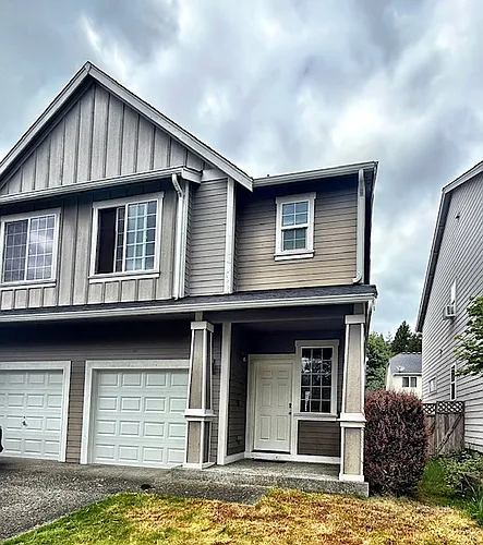 317 NE Miramar Cir #1 Photo 1