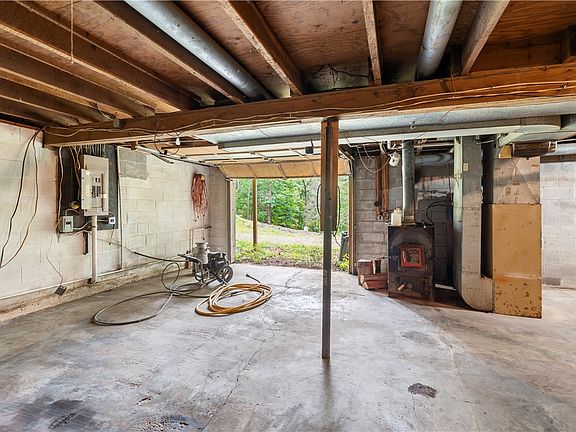 23rd image of 6676 Kelleman Rd
